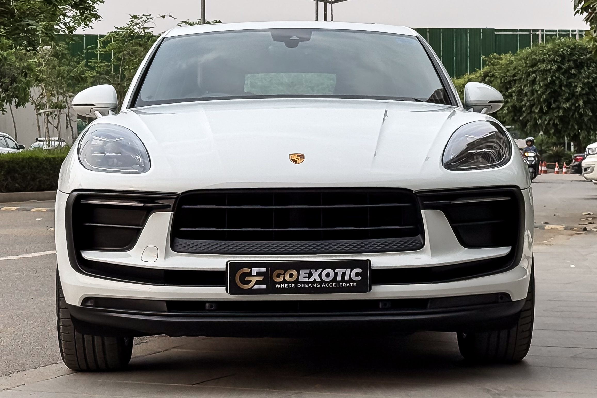 2023 PORSCHE MACAN